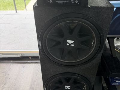15” Kickers COMP and amp