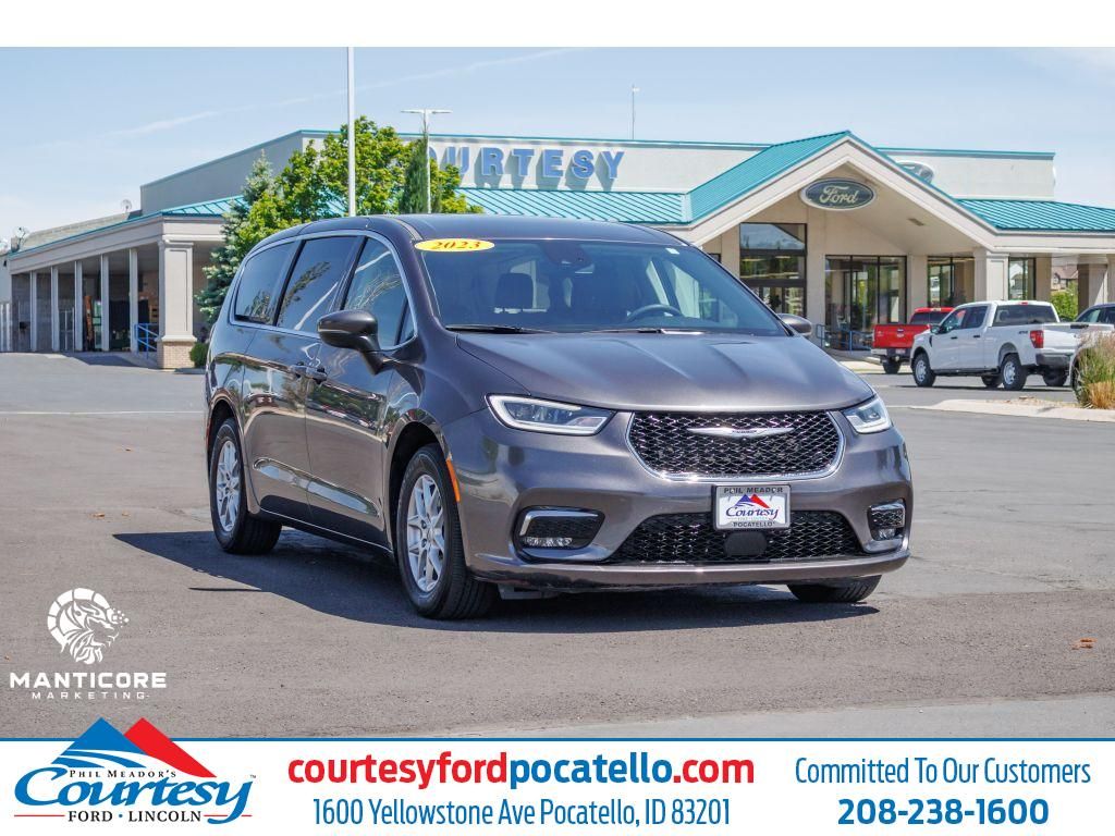 2023 Chrysler Pacifica Touring L
