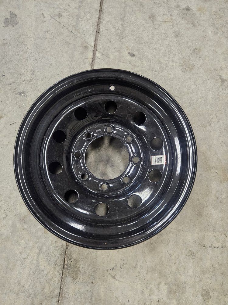 Trailer wheels