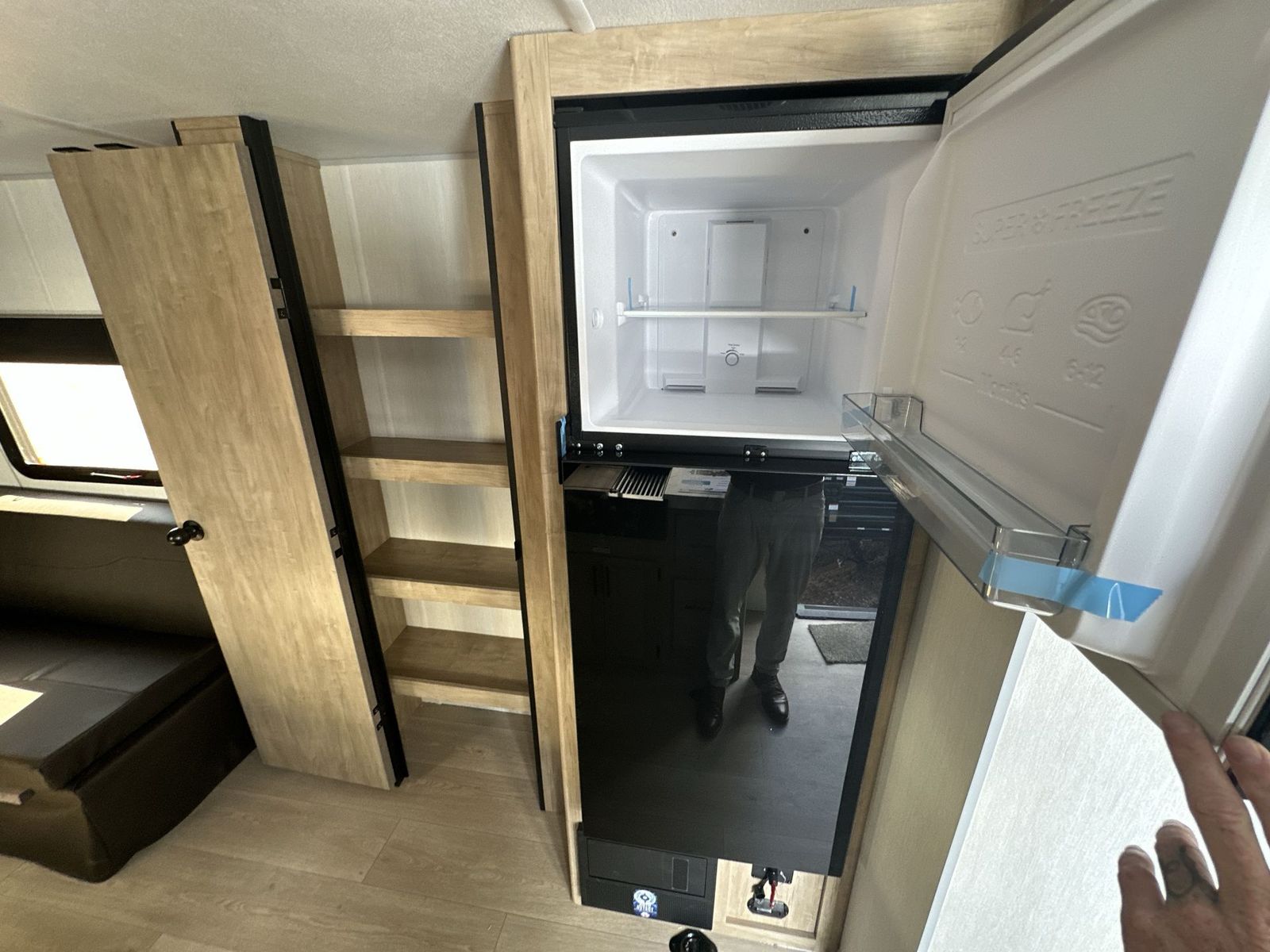 Main image 30
