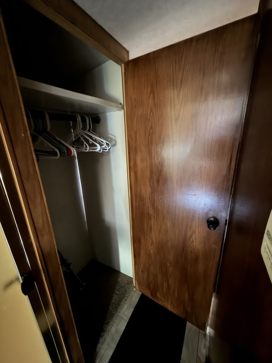 Main image 12