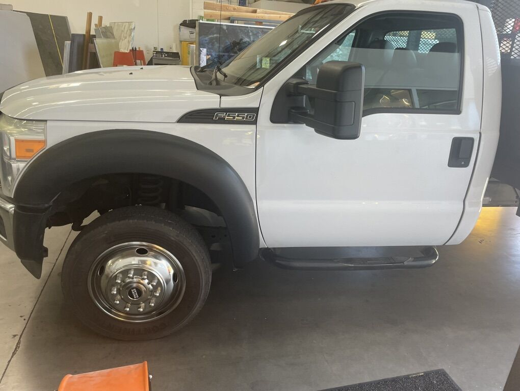 2016 Ford F550 Deck Truck