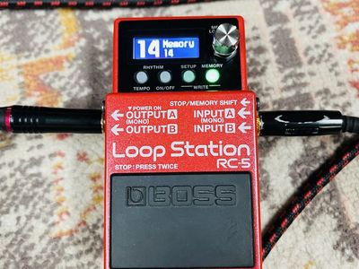 BOSS RC-5 Loop Station Compact Pedal - Red, Memory 14 Setting
