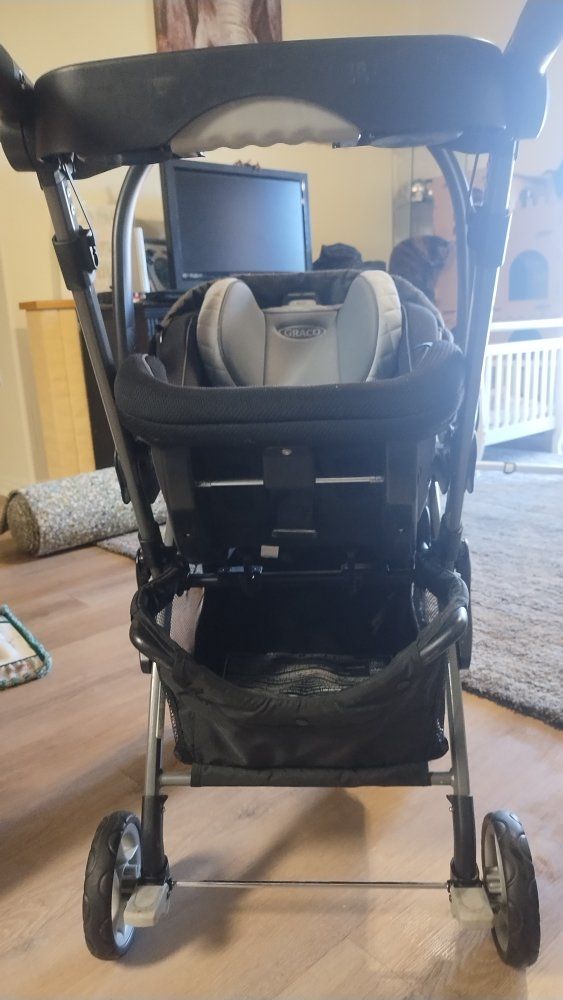 Graco SnugRide SnugFit 35 Infant Car Seat & Stroller Travel System Model SRGFT35 EL