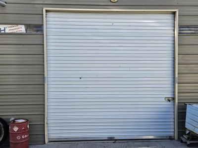 10'x10' roll up door