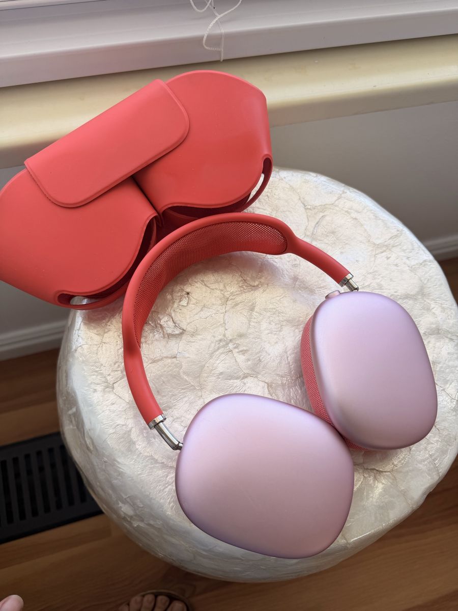 AirPods Max lightning 1st gen