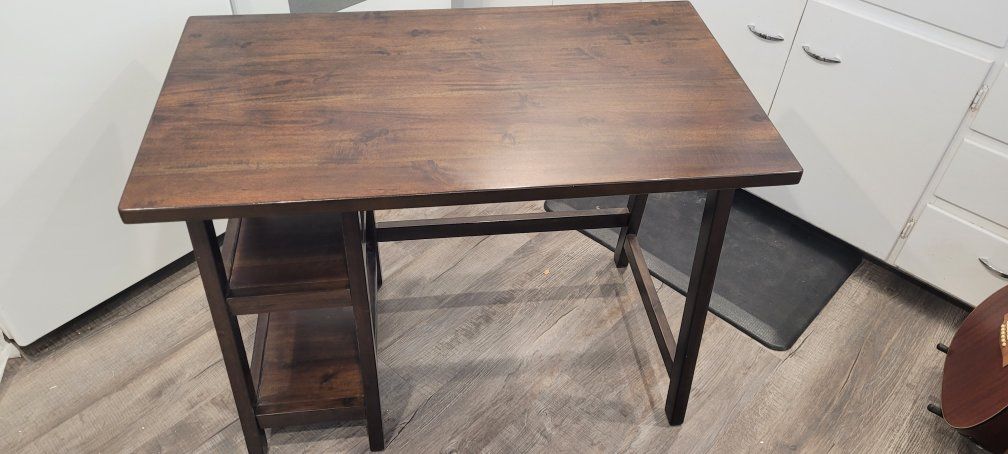 writing desk