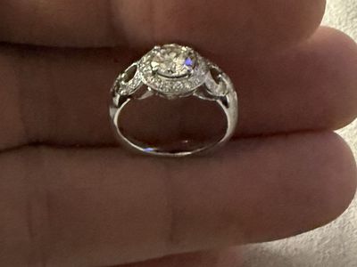 Diamond 18k engagement ring