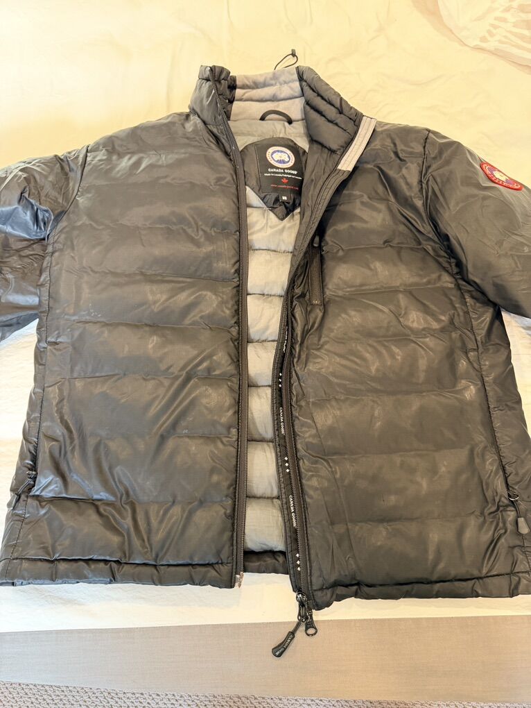 Men's Medium Canada Goose Down Jacket