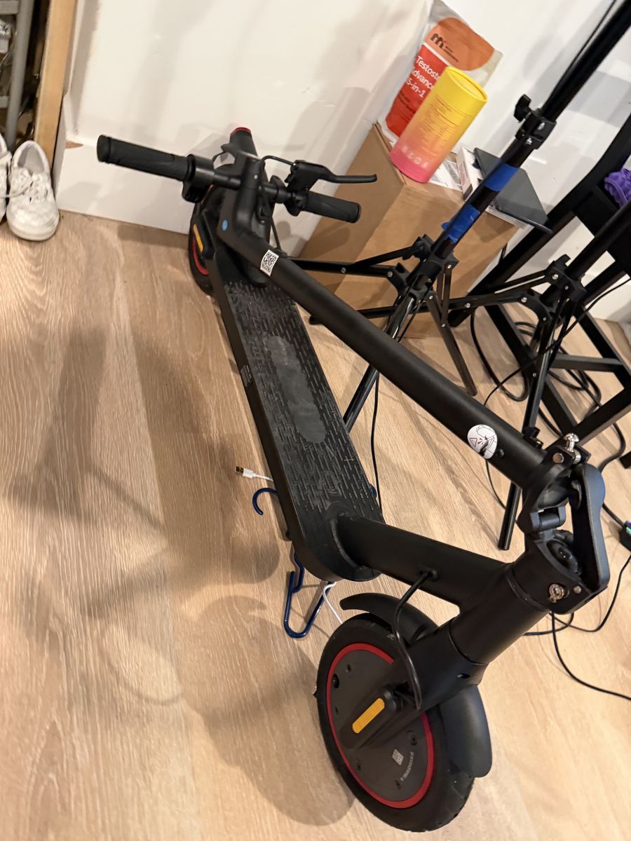 Brand new electric scooter 18mph