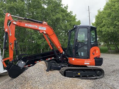 Kubota KX040-4 Mini Excavator Rental