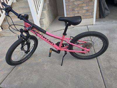 Specialized Hotrock 20" Kids Mountain Bike - Pink, Used