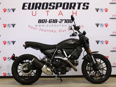 2026 Ducati SCRAMBLER 800 ICON DARK