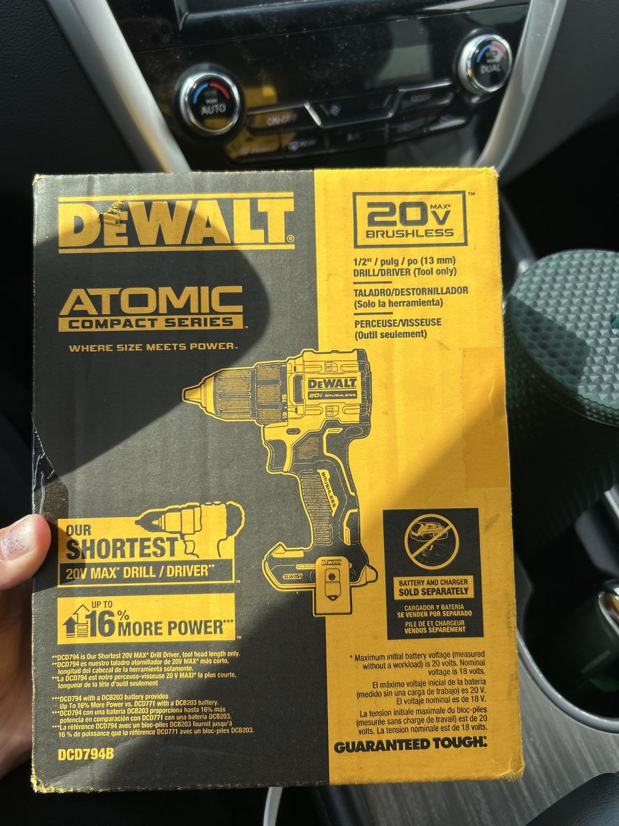 DEWALT ATOMIC 20V MAX Brushless Drill/Driver 