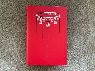 Red Queen Collector's Edition, by Victoria Aveyard (hardcover)