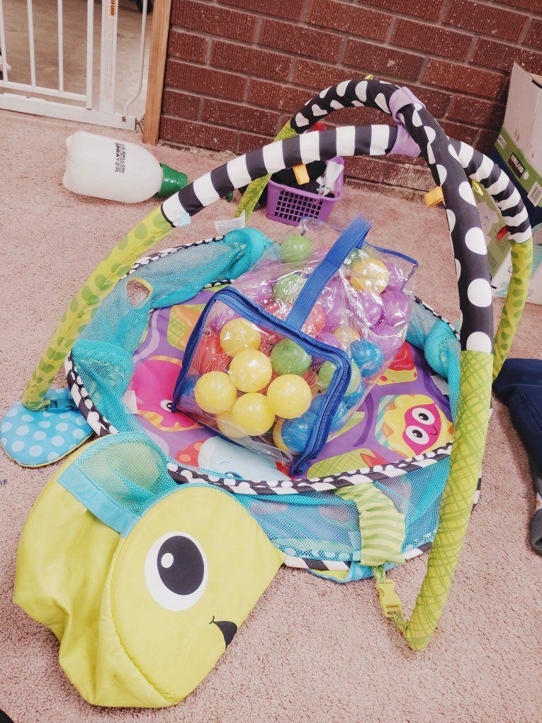 ball play mat
