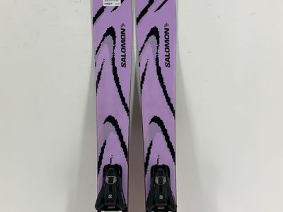 2027 Salomon QST 94 w/ Salomon Strive 11 Demo Bindings