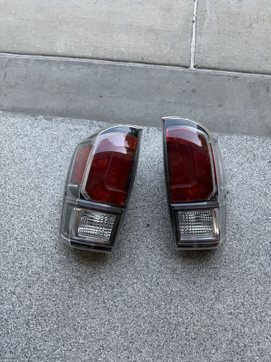 Tacoma 3rd gen original tail light housing