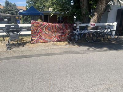 Moving sale