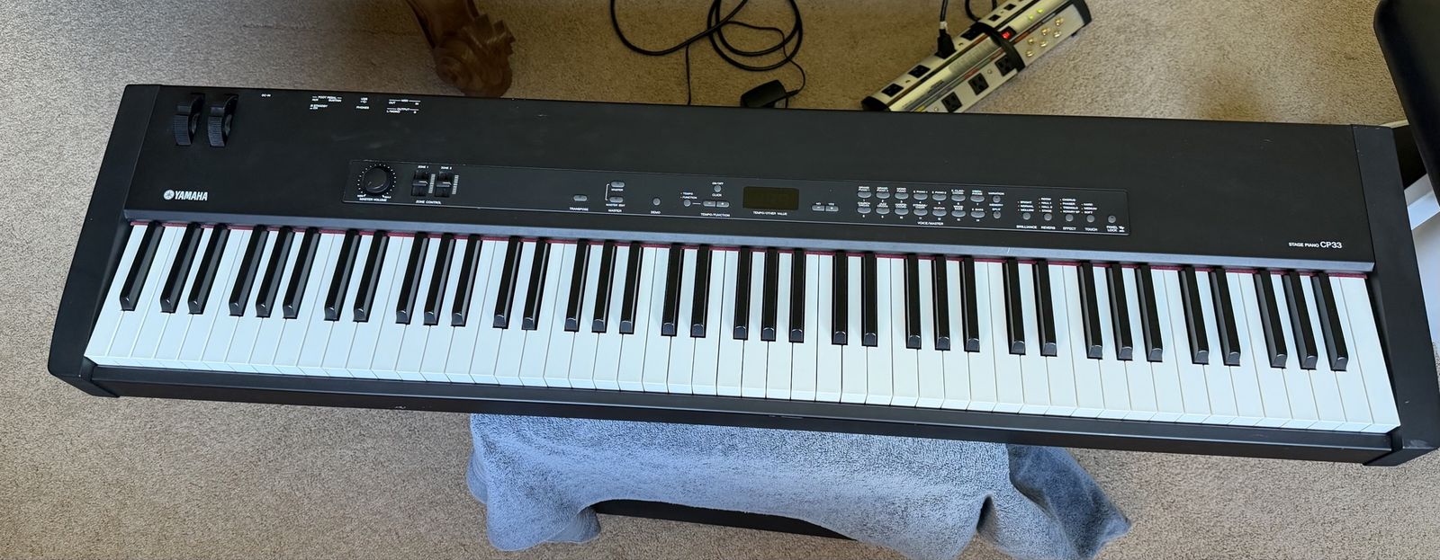 Yamaha CP33 Stage Piano 88-Key Digital Keyboard