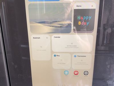 Samsung Bespoke Smart Refrigerator - 4-Door Flex, Family Hub, Black Matte, Excellent Condition