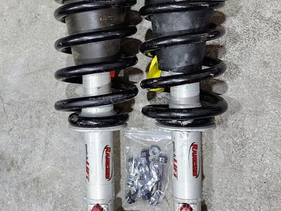 14-19 Chevy Silverado 1500 Rancho 2" Quick Lift Struts Leveling Kit
