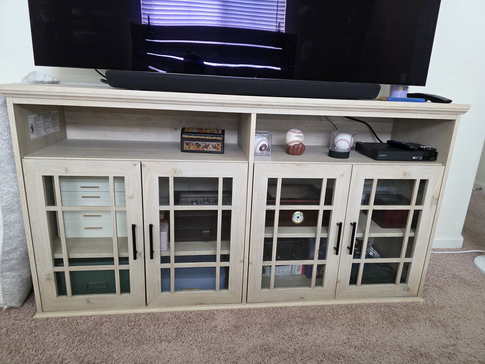 Tv stand