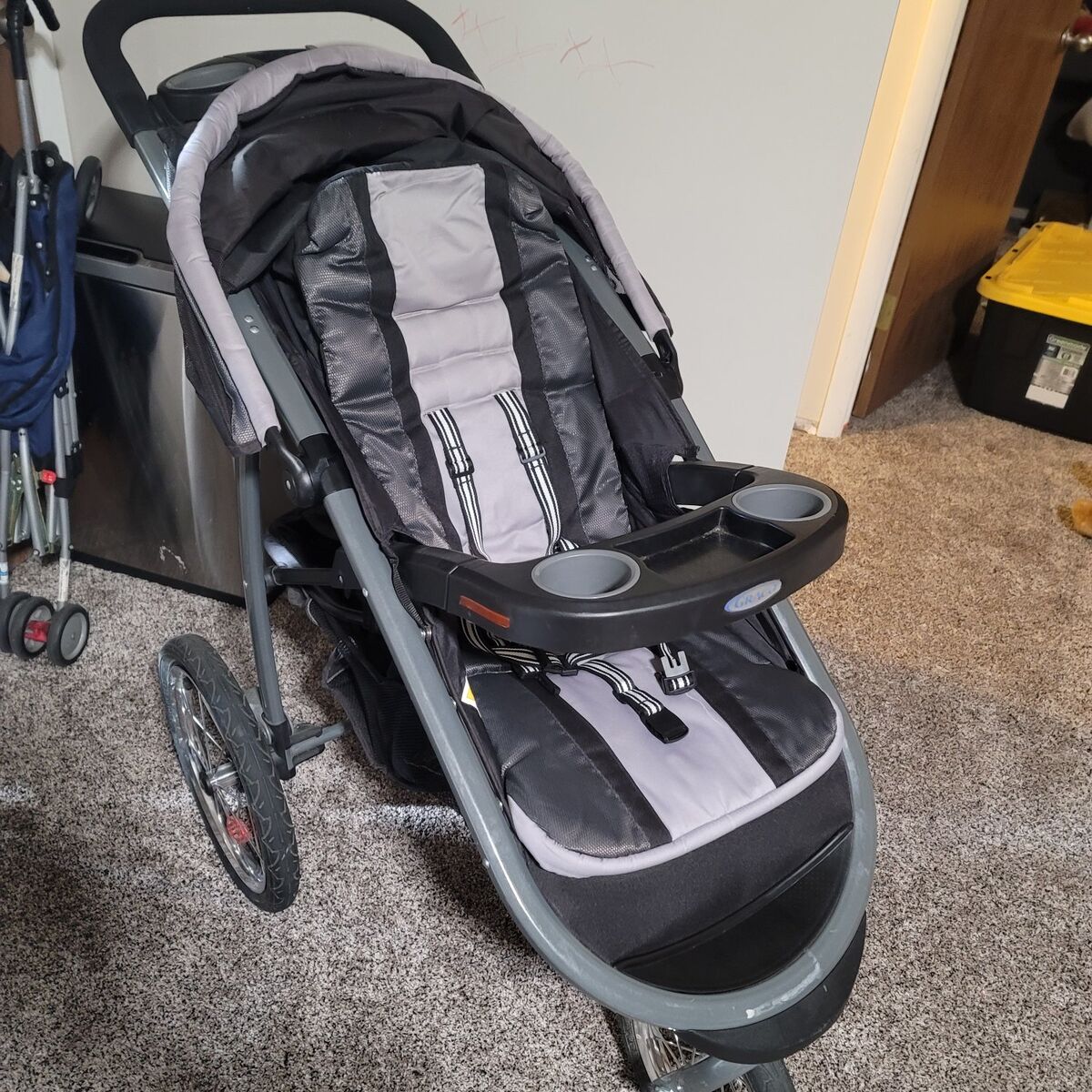 graco jogger stroller