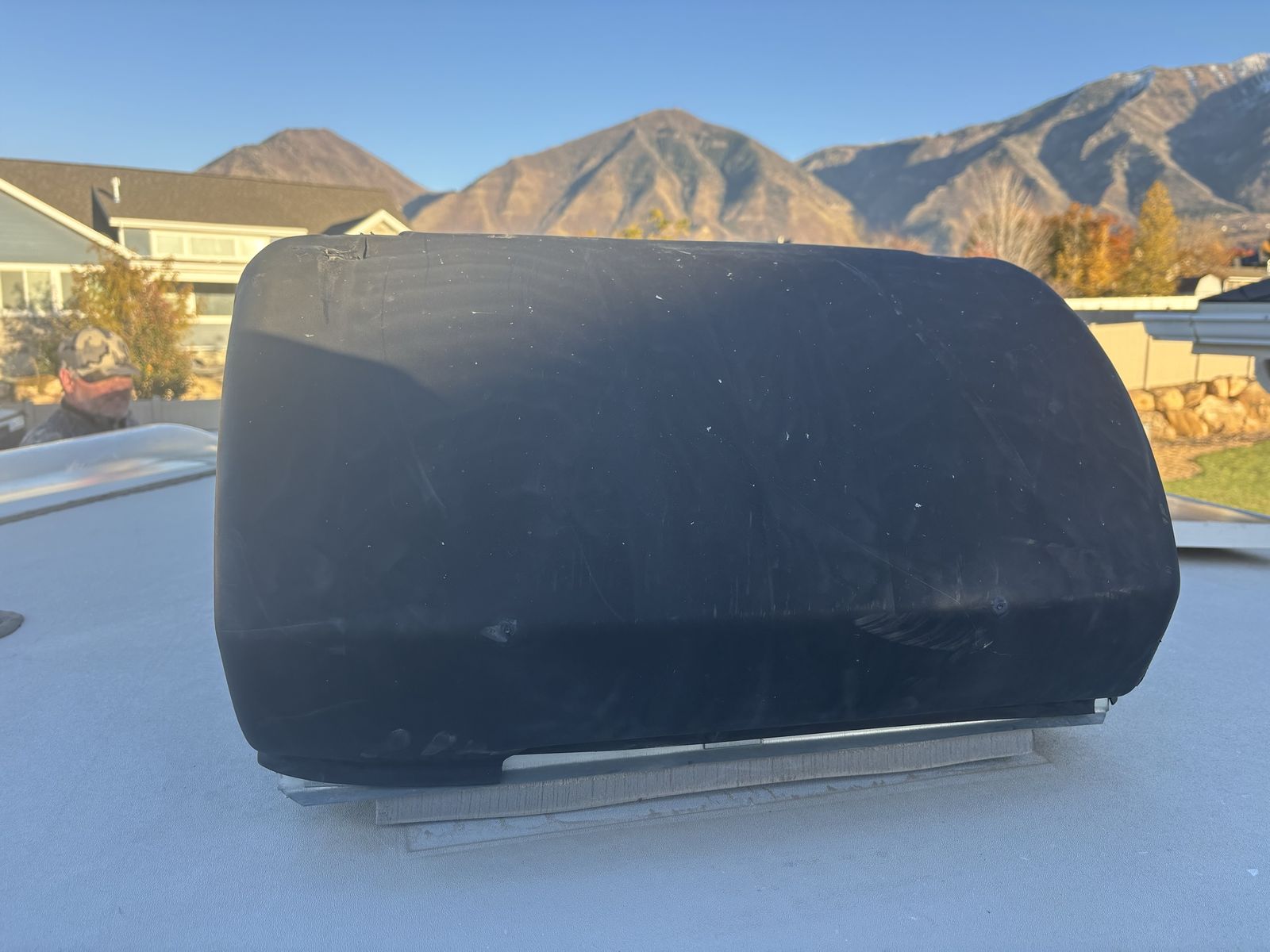 Used RV Air Conditioner Unit- damaged
