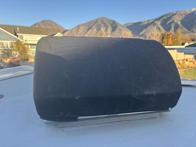 Used RV Air Conditioner Unit- damaged