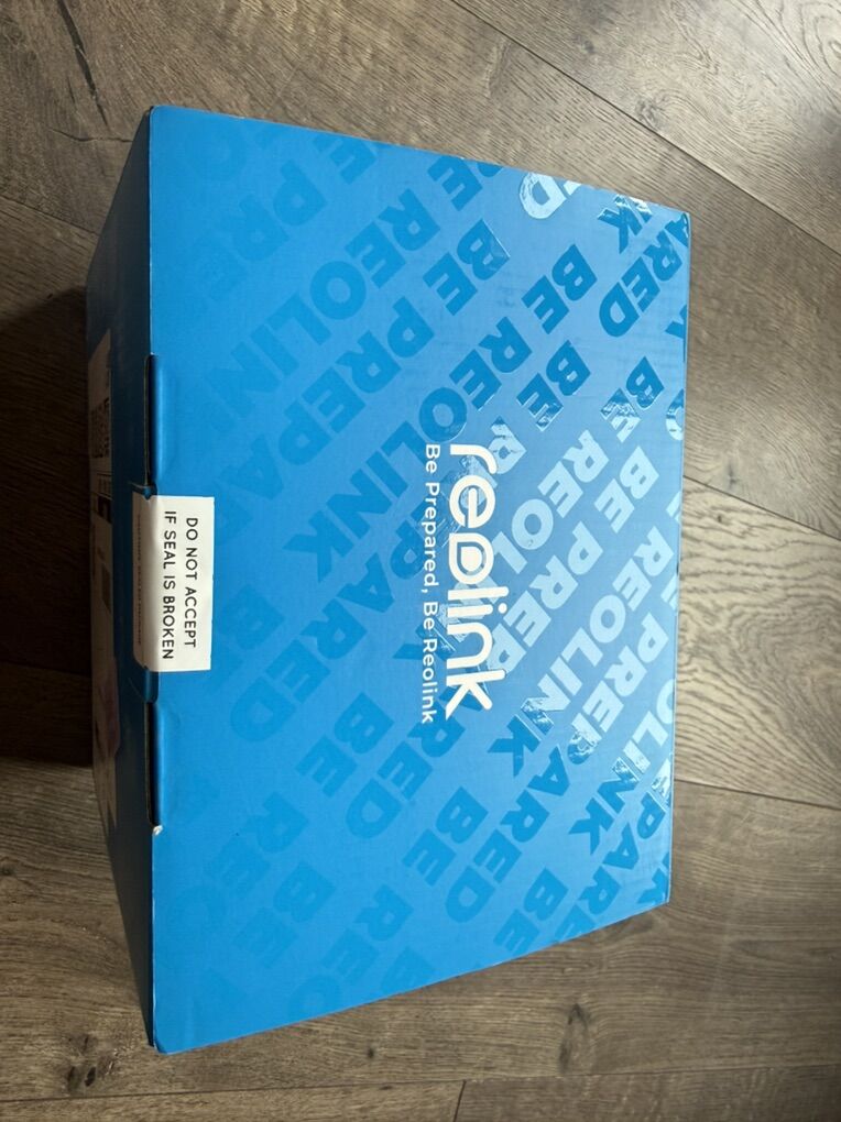 REOLINK CAMERA AND DOORBELL