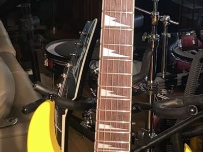 Ibanez rg450exb