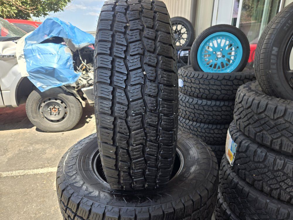 SET LT275/70R18 BIGO A/T2 