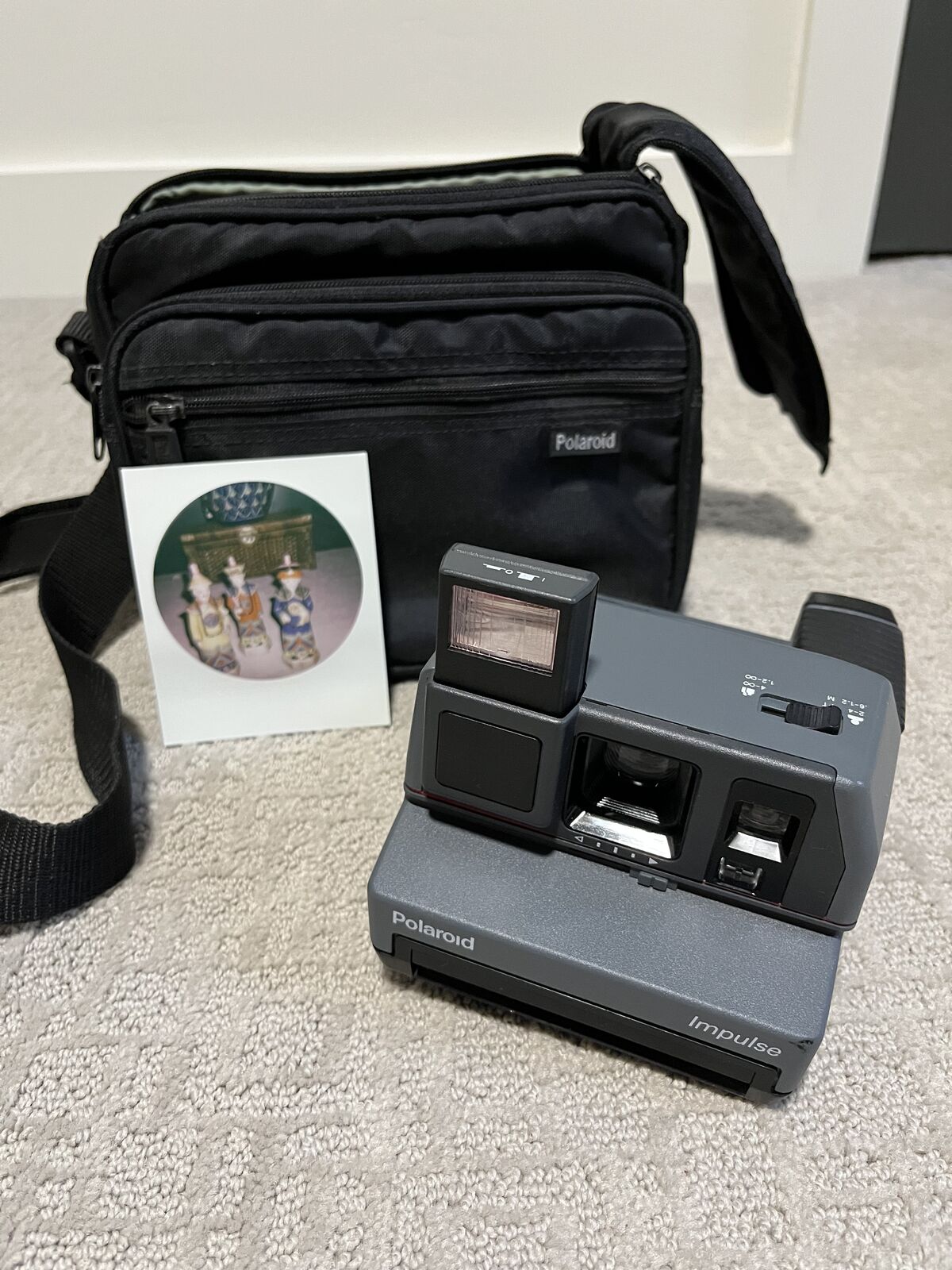 POLAROID IMPULSE INSTANT CAMERA AND BAG