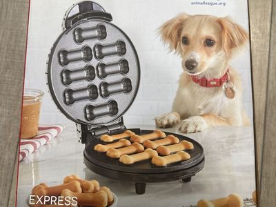 Never used dog treat waffle maker