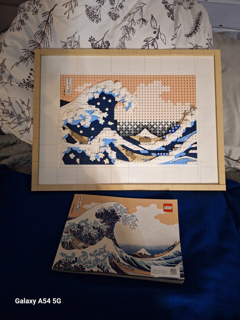 LEGO Art Hokusai The Great Wave (31208) - Framed Wall Art Set - Complete with Manual