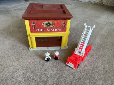Vintage Fisher-Price Little People Play Family Fire Station Set