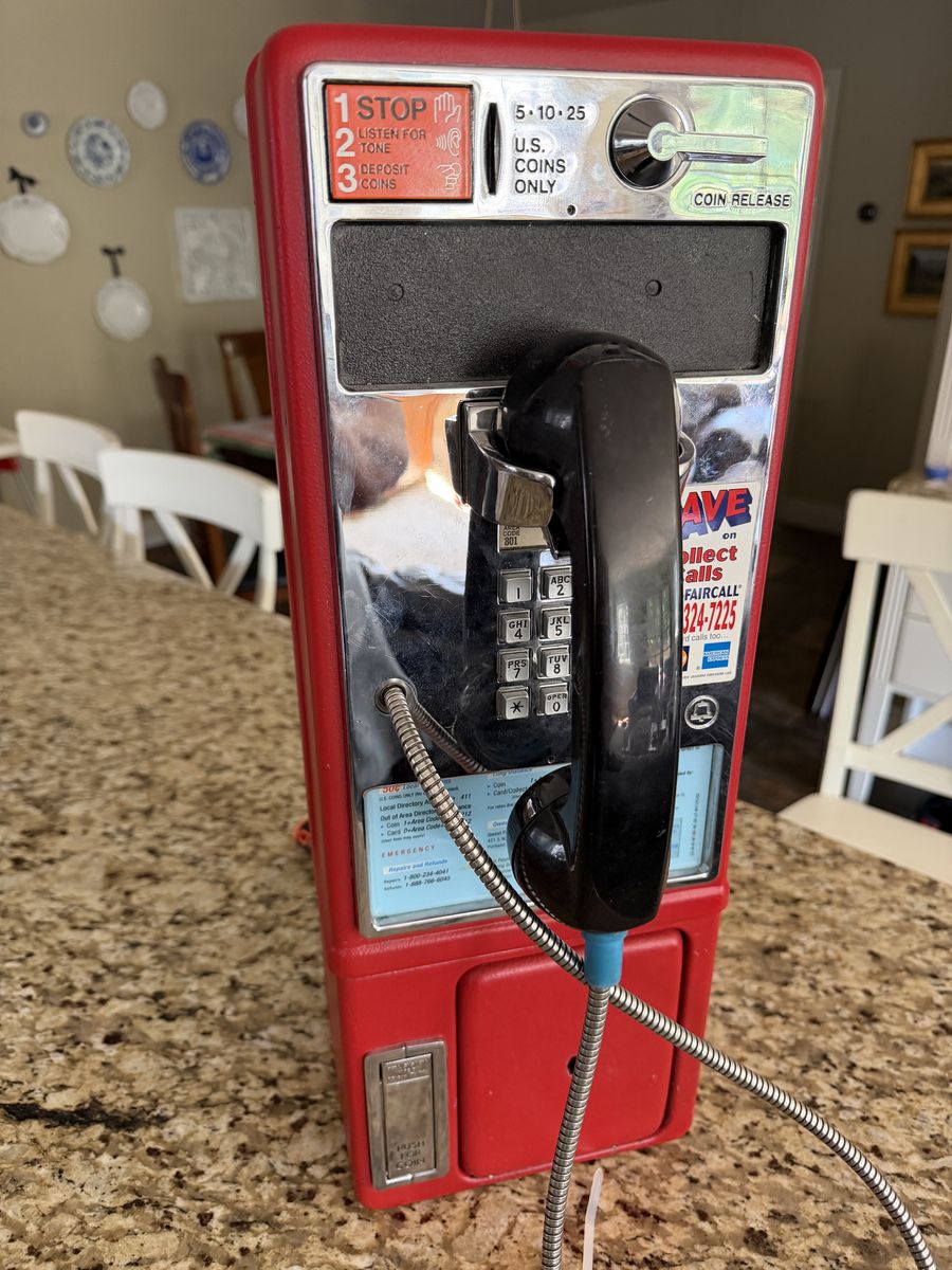 GTE 120 vintage pay phone red