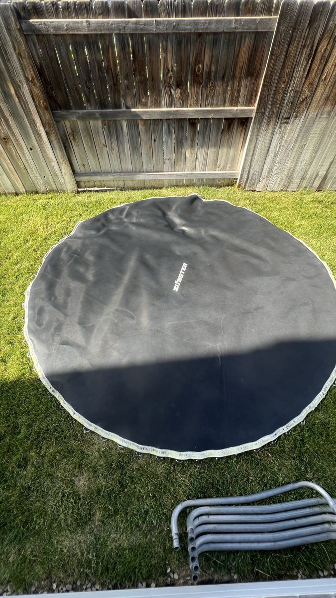 Trampoline