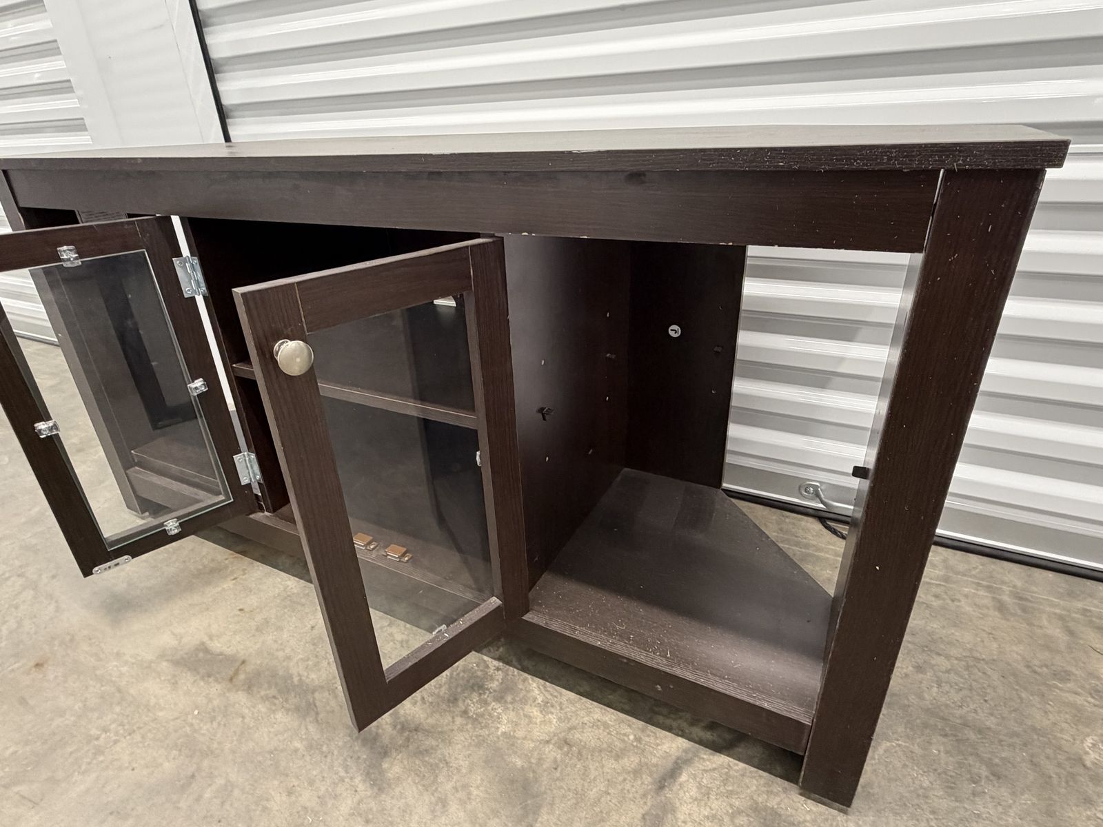 Main image 6