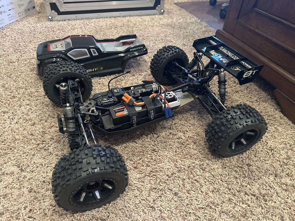 Losi 8ight