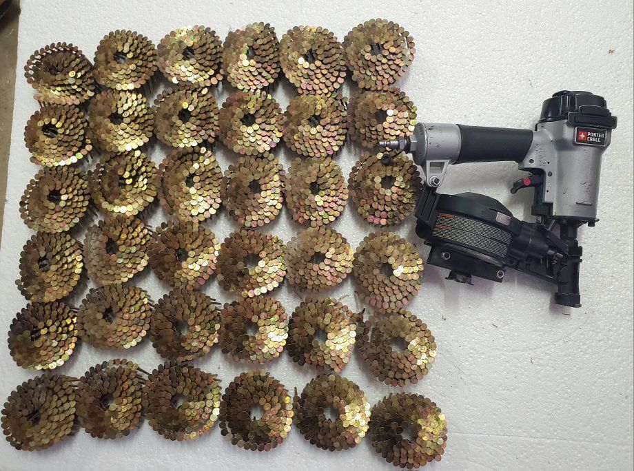 Porter-Cable Roofing Nailer w/ 36 Coils Roofing Nails
