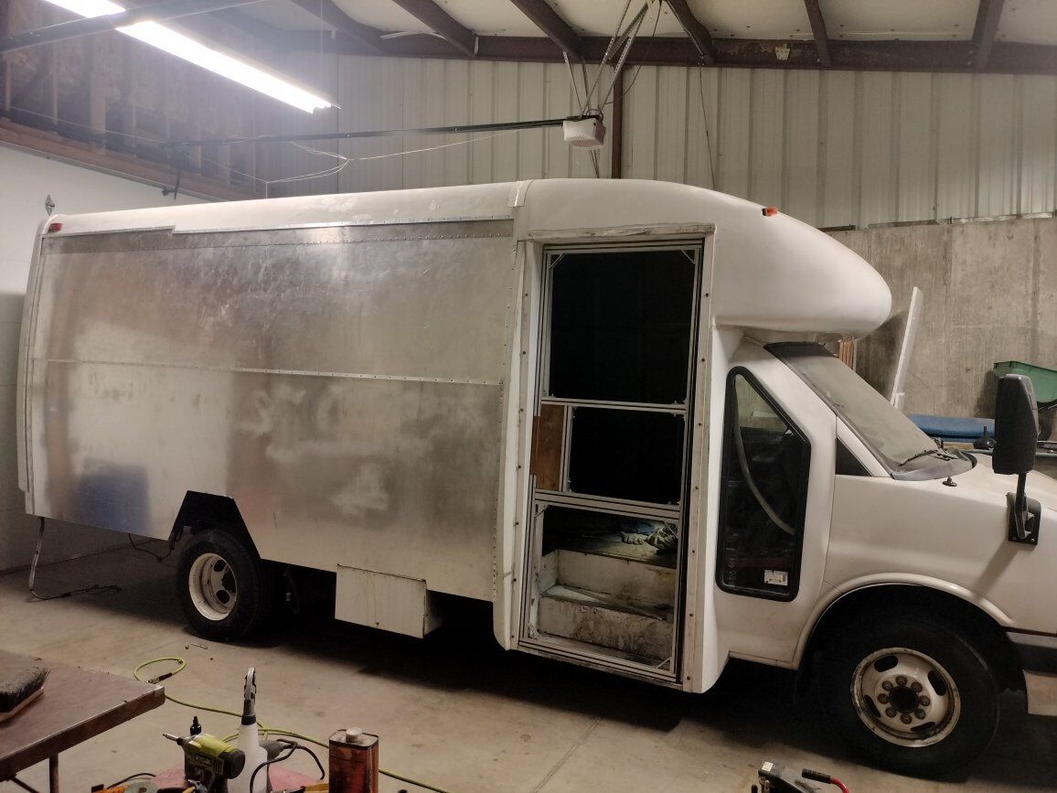 2009 Chevrolet Express 3500 Bus (Bus to RV Conversion)