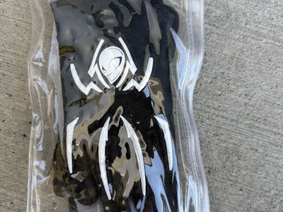 Spider-Man White Logo Black Gloves Size KL