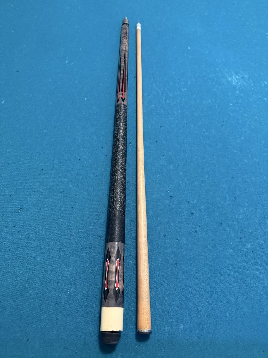 Earl Strickland Cuetec Pool Cue