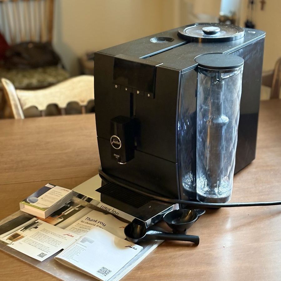Jura Ena 4 factory serviced w/wifi connector