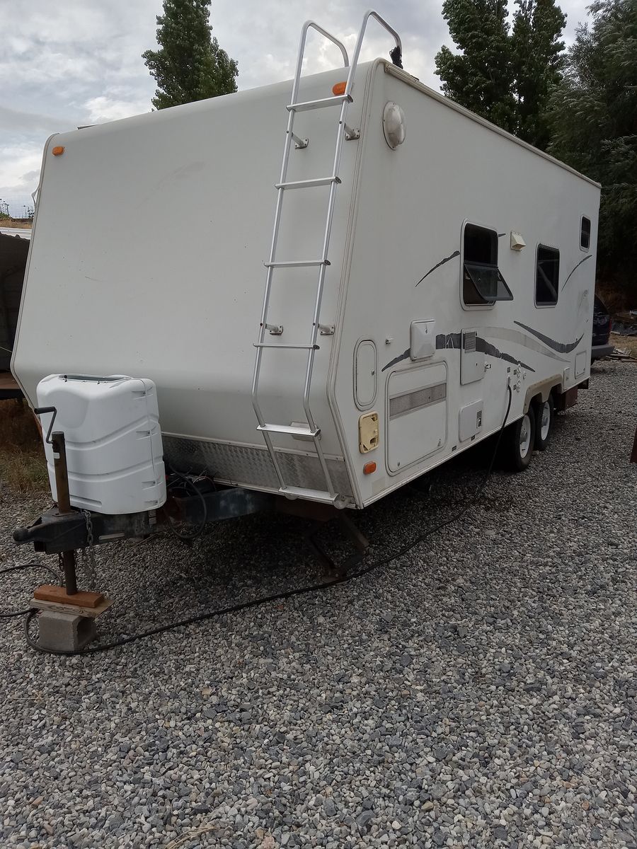 Main image 3
