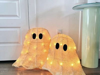 2 Vintage Cream Light Up Sisal Ghosts Halloween