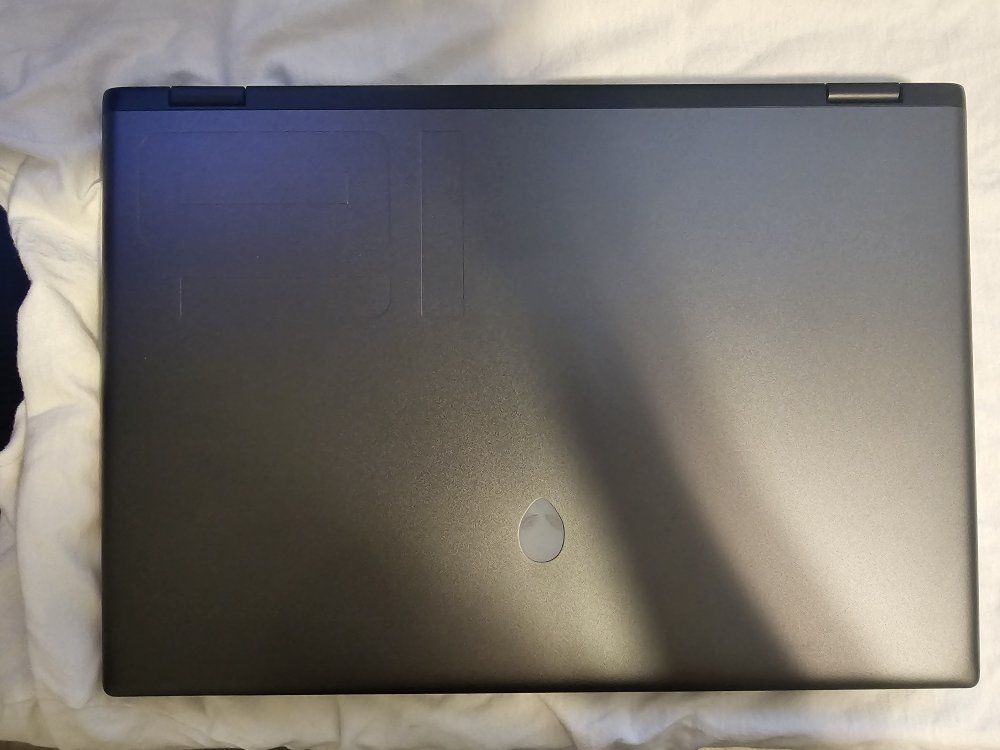 Alienware m16 R2 Gaming Laptop - Intel Ultra 7 155H, 16GB RAM, 1tb storage, Windows 11 Home