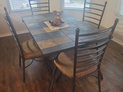 Ashley Furniture Signature Design Collections Antigo Dining Table with 4 chairs